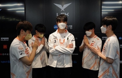 Lịch thi đấu CKTG 2021 ngày 13/10: T1 vs 100T, HLE vs RNG