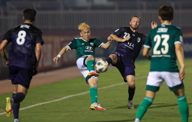 Đội bóng mạnh nhất Hàn Quốc gây thất vọng ở Việt Nam