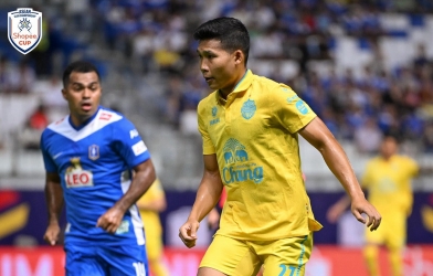 CĐV Thái Lan phản ứng bất ngờ khi gặp đội Việt Nam ở chung kết