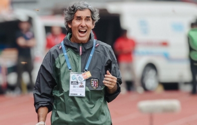 CLB Việt Nam gửi đề nghị tới HLV Brazil mới toanh