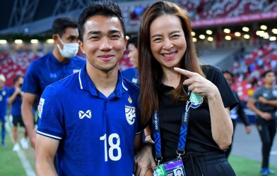 HLV Thái Lan muốn Madam Pang dùng 'quan hệ' đưa Chanathip về đá AFF Cup