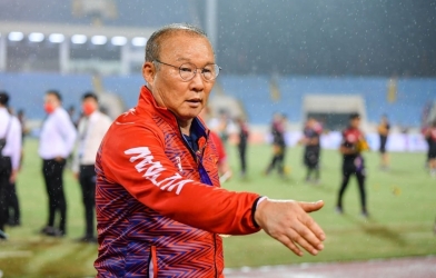 Chia tay World Cup, HLV Park Hang Seo chính thức cập bến Thái Lan