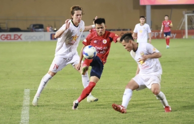 CAHN hoà nhạt nhoà Hà Tĩnh, khó đua vô địch V-League