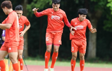 Trung vệ ĐT Việt Nam nói lời thật lòng về dàn sao nhập tịch Malaysia