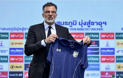 HLV Thái Lan bất ngờ nhắc đến ĐT Việt Nam tại AFF Cup 2026