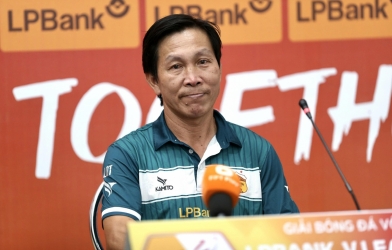 HLV HAGL tiếc nuối khi thua ngược Ninh Bình trên sân nhà