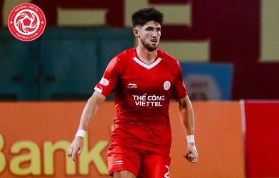 Trung vệ Việt kiều bị treo giò