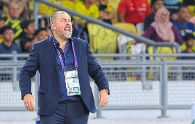 HLV ĐT Malaysia tuyên bố đánh bại Việt Nam ngay trên sân Thiên Trường