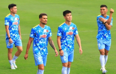 ĐT Việt Nam tức tốc trở lại sân cỏ sau trận thắng 3-0 Bangladesh