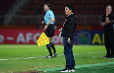 HLV U20 Thái Lan 'cảnh báo' học trò về sức mạnh của tuyển Việt Nam