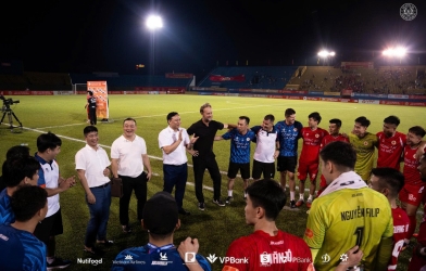 Sau HLV Polking, CAHN gia hạn với hàng loạt chuyên gia châu Âu