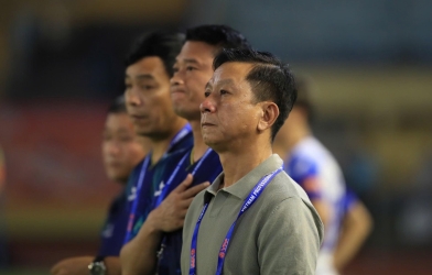 HLV Văn Sỹ Sơn nói thẳng 1 điều sau khi chứng kiến Đình Bắc lập hat-trick
