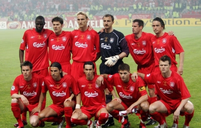 Liverpool phản ứng khi Xabi Alonso chọn dẫn Chelsea