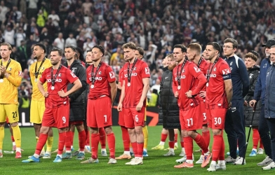 Giấc mơ 122 năm của Freiburg tan vỡ chỉ sau một đêm