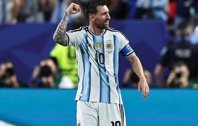 Tin nóng bóng đá trưa 18/6: Messi xác nhận chia tay World Cup