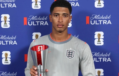 Được FIFA vinh danh, Bellingham bất ngờ nói điều không ai ngờ tới