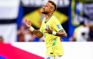 Trở lại sau 981 ngày, Neymar nói điều khiến CĐV nghẹn ngào