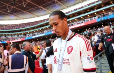Tạm biệt Van Dijk Van Dijk, Liverpool kích hoạt kế hoạch 115 triệu euro gây chấn động