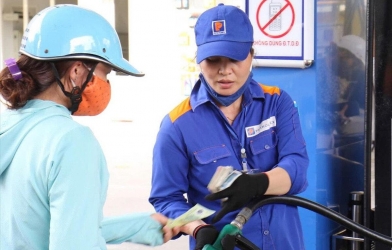 Giá xăng dầu hôm nay 21/7: Thị trường phân hoá, đón chờ tin vui