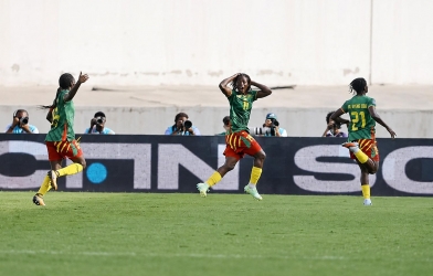 Nigeria bị Cameroon 'đá bay' khỏi giải châu Phi, mất luôn vé dự World Cup