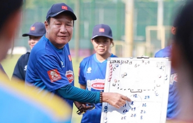 HLV Hoàng Văn Phúc: 'Tôi hài lòng về màn thể hiện của các nhân tố mới'