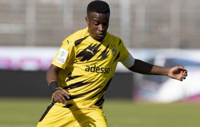 Từng ghi hơn 50 bàn/mùa, thần đồng Dortmund giờ ra sao?