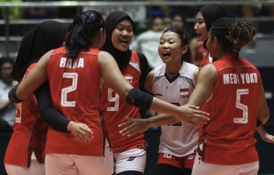 Bóng chuyền Indonesia nhận thưởng lớn sau giải châu Á