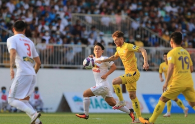 Giai đoạn 2 V-League sẽ thi đấu tập trung trong tháng 8