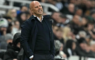 Arne Slot: 'Một trận hòa sẽ là kết quả hợp lý hơn'