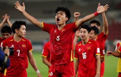 Báo Hàn Quốc: ‘Tuy thua trận, U23 Việt Nam vẫn là vua Đông Nam Á’