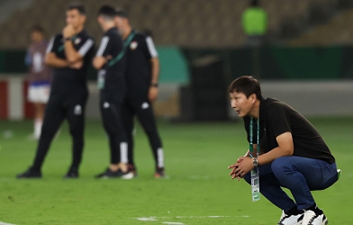 HLV Kim Sang-sik giải thích lý do không ăn mừng cùng U23 Việt Nam