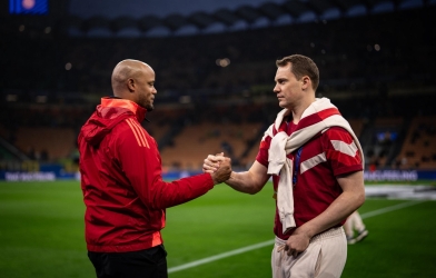 Bayern Munich tiếp tục trói chân huyền thoại vĩ đại