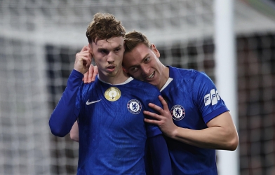 Quyết định chuyển đến Chelsea của sao trẻ Man City là sai lầm