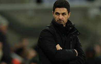 Tin chuyển nhượng 11/3: Arsenal rút khỏi cuộc đua giành tiền vệ 100 triệu