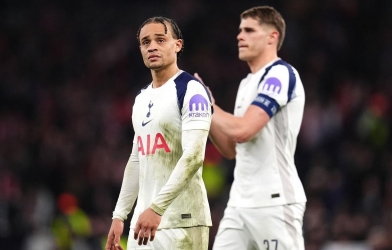 Tottenham ăn mừng kỷ lục bất bại sau khi bị loại khỏi Champions League