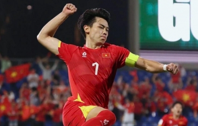 CĐV Trung Quốc dậy sóng khi Đình Bắc lập cú đúp danh hiệu trong 2 ngày