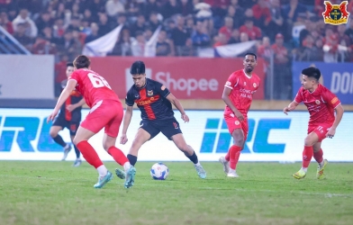 Trực tiếp Ninh Bình 0-0 HAGL: Trận đấu bắt đầu