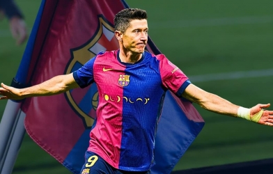 Barca chuẩn bị thay Lewandowski bằng 3 'cỗ máy' ghi gần 700 bàn