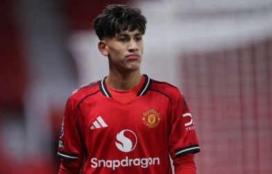 'Messi mới' của MU lại ghi siêu phẩm gây sốt