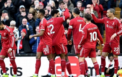 Trực tiếp Liverpool 2-0 West Ham: Van Dijk lên tiếng