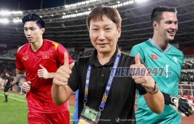 HLV Kim Sang-sik gọi loạt 'gã khổng lồ' lên ĐT Việt Nam đấu Malaysia