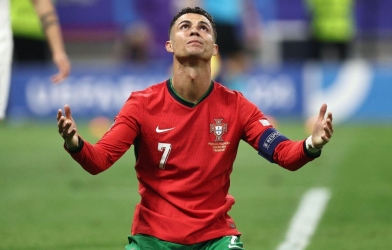 Ronaldo và ĐT Bồ Đào Nha nhận tin không thể buồn hơn trên BXH FIFA