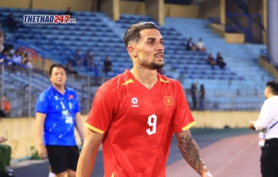 Hoàng Hên tỏa sáng đầy ấn tượng ngày ra mắt ĐT Việt Nam