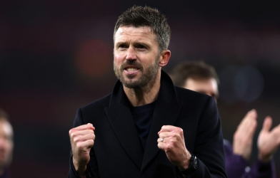 HLV Carrick thông báo liền 2 tin quan trọng cho MU