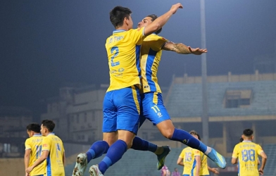 Trực tiếp bóng đá Hà Nội 3-1 Becamex TP HCM: Rượt đuổi tỉ số
