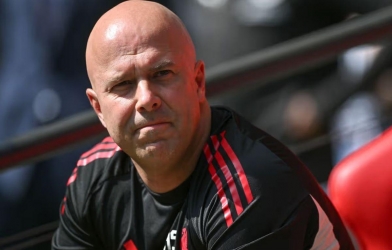 HLV Arne Slot thốt lên 1 điều khi Liverpool sáng cửa dự C1