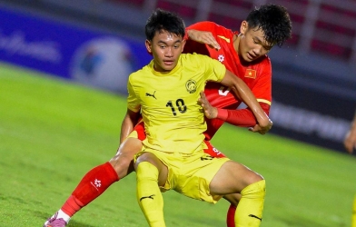 CĐV Malaysia phản ứng mạnh mẽ khi thua Việt Nam 0-3 ở chung kết ĐNÁ