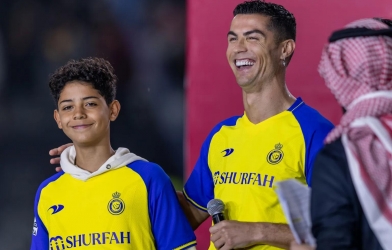 Nối gót cha, Ronaldo Jr sẵn sàng cập bến đội bóng vĩ đại châu Âu