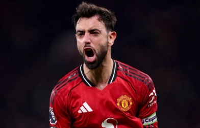 Đánh bại Ronaldo, Bruno Fernandes chạm cột mốc vĩ đại nhất MU