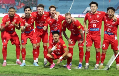 Trực tiếp bóng đá Nam Định 0-4 CA TP HCM: Chủ nhà vỡ trận!